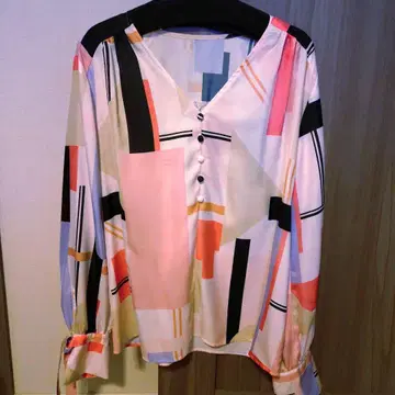 핑키앤다이안 블라우스 2