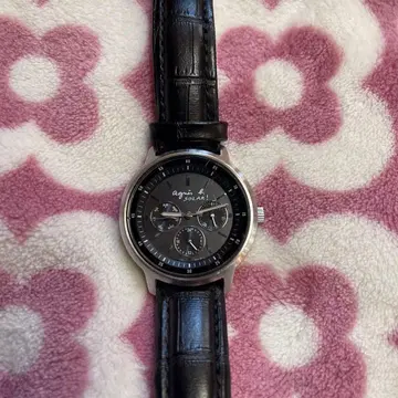 Agnes b. 블랙 가죽 시계