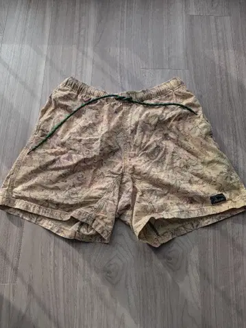 GO HEMP 카모플라주 패턴 숏팬츠