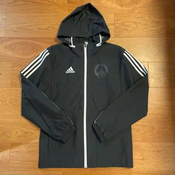 디즈니 adidas 콜라보 후드 부착 저지 블랙