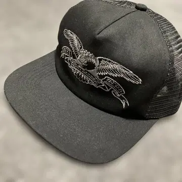 안티히어로 로고 메쉬 캡 프리 사이즈