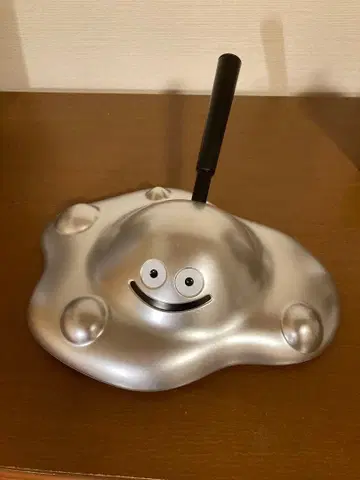 드래곤 퀘스트 메탈슬라임 로봇 청소기