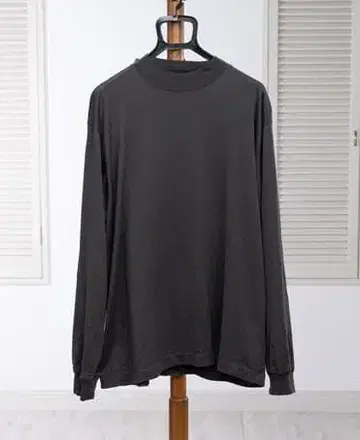 LIFiLL 리필 COTTONY MOCKNECK 차콜 4