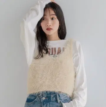 로리즈팜 샤기 뷔스티에 라메 아이보리