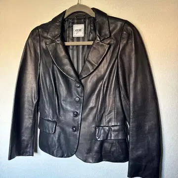 블랙 가죽 자켓 테일러드