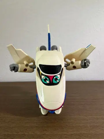 초특급 히카리안 신칸센 변형 로봇 웨스트 노조미