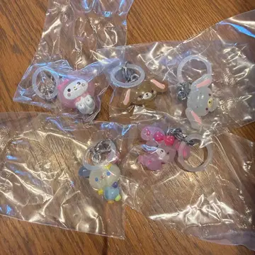 산리오 가챠 메지루시 참