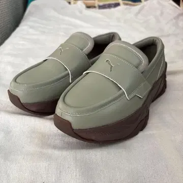 Puma 그린 로퍼