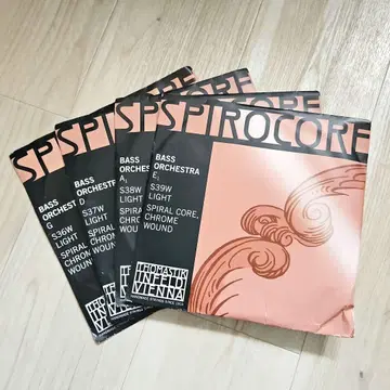 미개봉품 [ 콘트라베이스 줄 ] 스피로코어(라이트 텐션) 4줄 세트