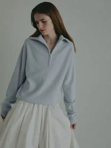 하프 지퍼 하이 게이지 니트 풀오버