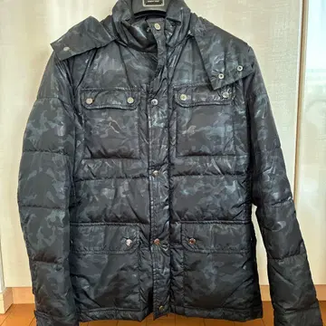 EPoca Uomo 카모 패턴 다운 자켓 남성용 46