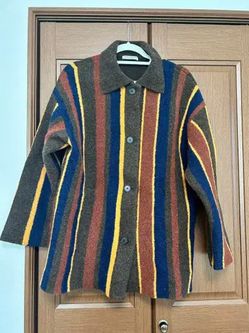 스트라이프 패턴 니트