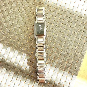 EMPORIO ARMANI 아날로그 손목시계