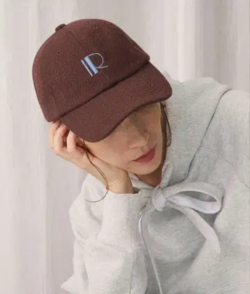 [별주] Revis. 로고 캡 beauty&youth