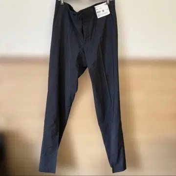 UNIQLO 감동 팬츠 (울 라이크) 슬랙스 88x85 블랙