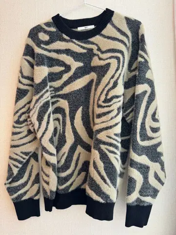 SLY 스라이 제브라 마블 패턴 샤기 니트 블랙 브라운