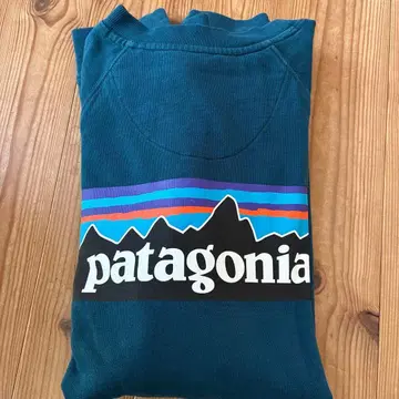 파타고니아 다크 블루 크루넥 맨투맨