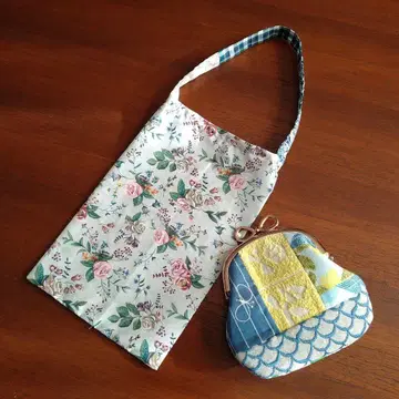 [ 1세트만 ] 리본 가마구치와 리버티 원단의 미니 백 2세트