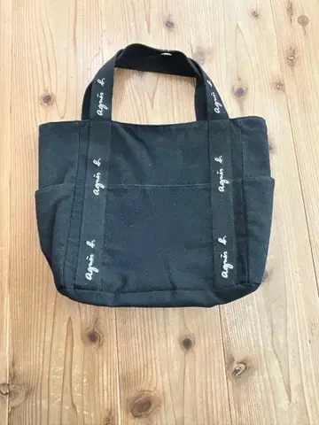 Agnes b. 블랙 토트백