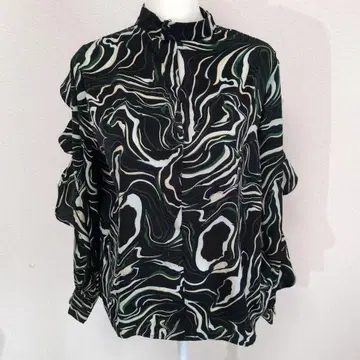 물결무늬 프릴 긴팔 셔츠 블라우스 루즈한 사이즈