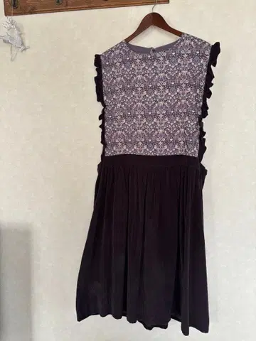 에이프런 원피스