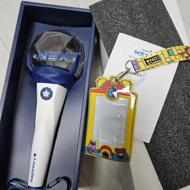 메이플스토리 넥스트 쇼케이스 응원봉 판매합니다