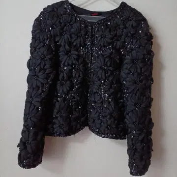 블랙 꽃 자수 노카라 자켓