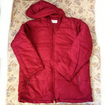 새상품급 빨간색 다운 자켓