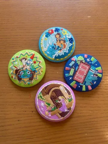 디즈니 자수 캔 배지 4개 세트