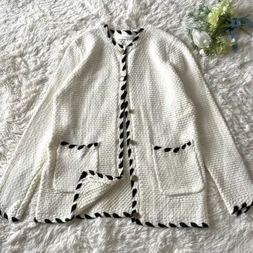 리랜드트루 니트 가디건 블랙 트리밍 골드 버튼 2