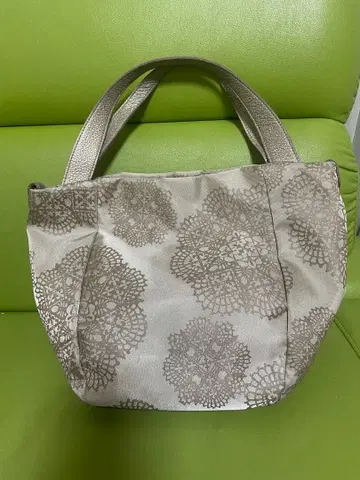 러셋 레이스 패턴 2way 토트백