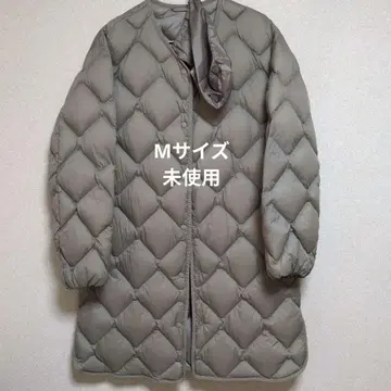 유니클로 울트라 라이트 다운 릴랙스 코트 M 사이즈 카키 미사용