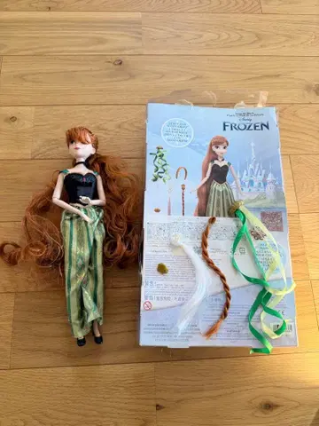겨울왕국 안나 인형