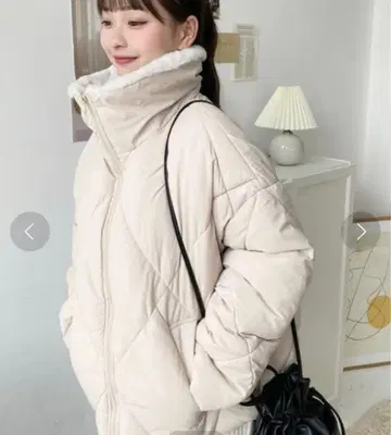 moment+ 칼라 퍼 매트 폴리에스테르 다이아 퀼트 에코 다운 블루종