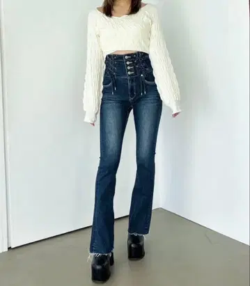 EMODA W 레이스업 하이웨스트 플레어 팬츠 XS 에모다