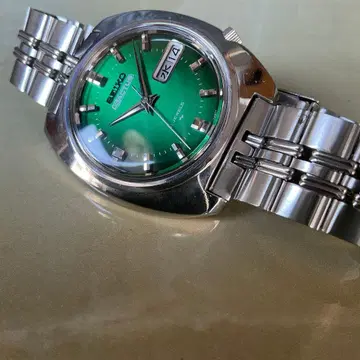 SEIKO5 ACTUS 21JEWELS 에메랄드 그린 다이얼 작동품