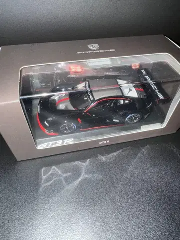 Spark 1/43 포르쉐 911 (992) GT3 R 블랙