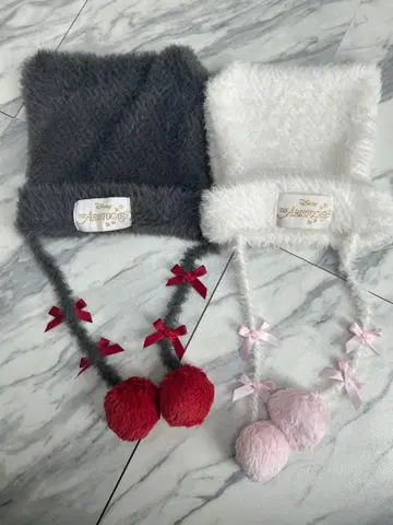 폼폼 포함 모자 그레이 화이트 2색 세트