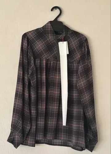 [ 새상품 미사용품 ] TRANOI . 스탠드 카라 체크 블라우스 차콜