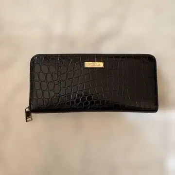FURLA 크로커다일 패턴 장지갑 블랙