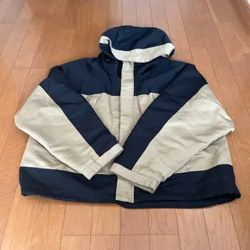 베이지 나일론 자켓 아우터