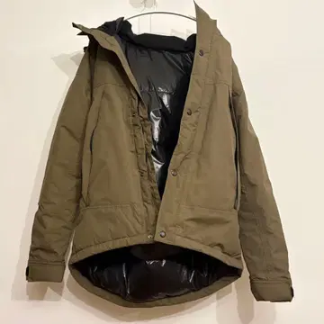 워크맨 이지스 다운 자켓 M 사이즈