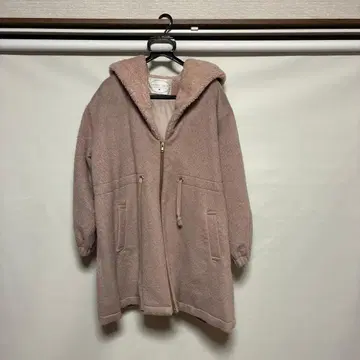 마제스틱 레곤 코트