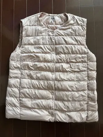 UNIQLO 퍼프 테크 컴팩트