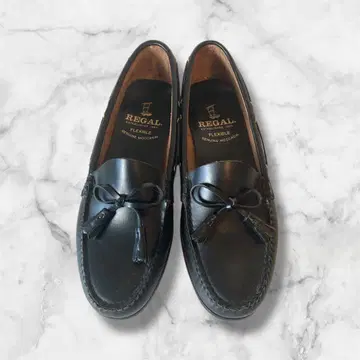 [ 새상품급 ] size24.5 REGAL 블랙 가죽 모카신 태슬 포함