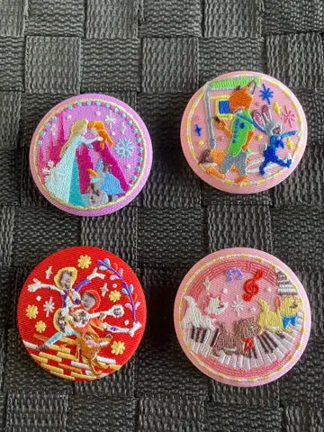디즈니 자수 캔 배지 4개 세트