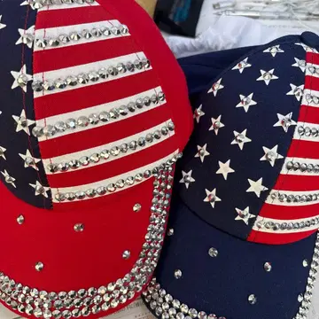 스팽글 장식의 아메리칸 캡