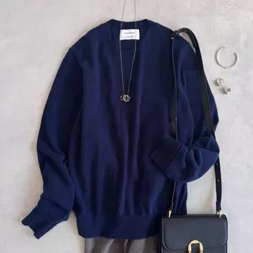 새상품급 유나이티드 애로우즈 캐시미어 100% 풀오버 니트 네이비