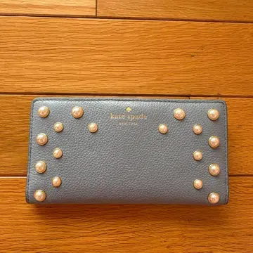 kate spade 그레이 펄 장식 카드 케이스