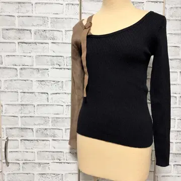 릴리 브라운 얇은 소재 니트 비대칭 블랙 x 브라운